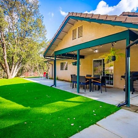 Mystic Mountain Villa, 14 Miles From Yosemite Окхерст Экстерьер фото