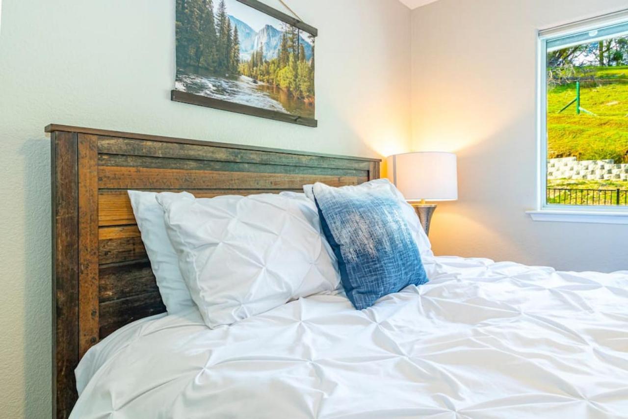 Mystic Mountain Villa, 14 Miles From Yosemite Окхерст Экстерьер фото