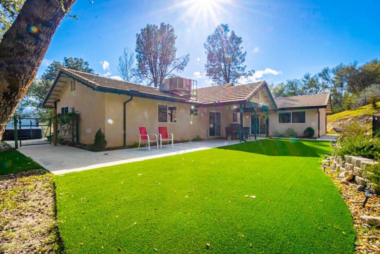 Mystic Mountain Villa, 14 Miles From Yosemite Окхерст Экстерьер фото