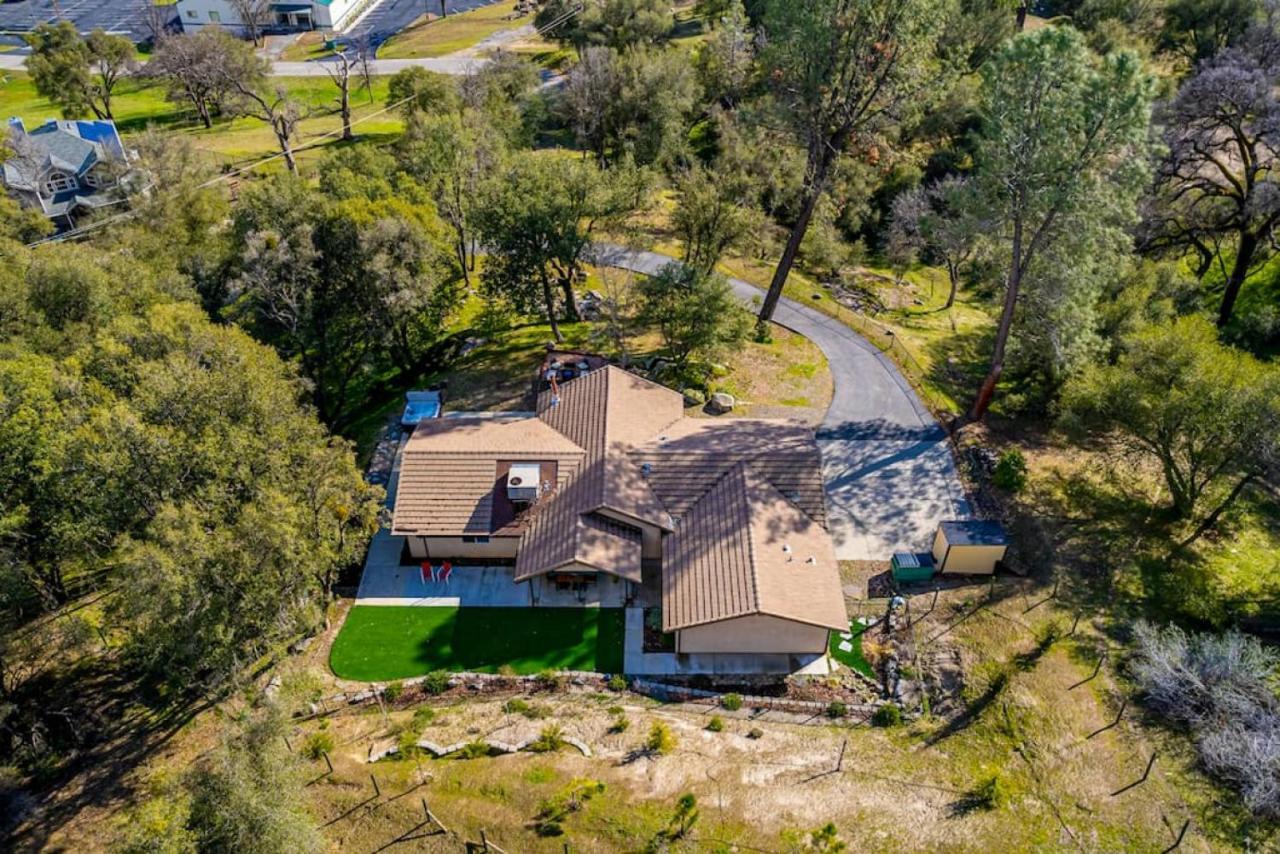 Mystic Mountain Villa, 14 Miles From Yosemite Окхерст Экстерьер фото